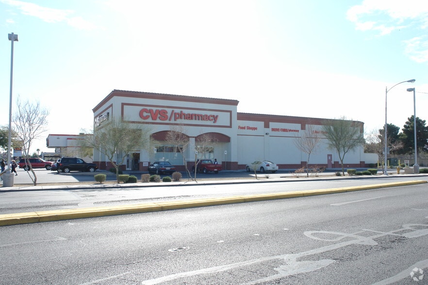 2735 S Maryland Pky, Las Vegas, NV à louer - Photo principale – Image 3 sur 5