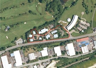 Plus de détails pour Pool Rd, Newtown - Bureau à louer