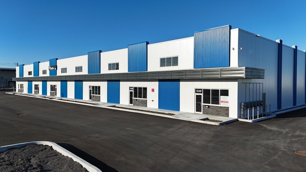 5539 St Ernest-Cormier, Laval, QC à louer - Photo de l’immeuble – Image 2 sur 18