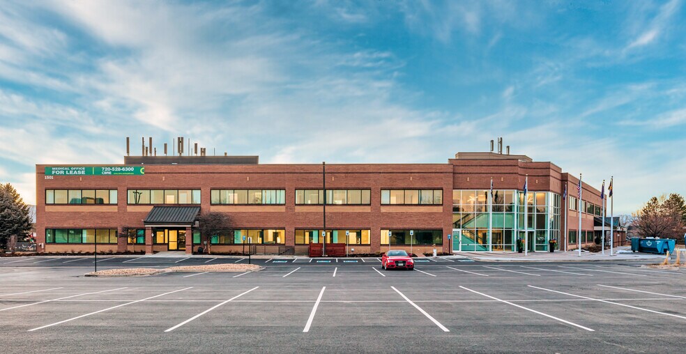 1501 W Mineral Ave, Littleton, CO à louer - Photo de l’immeuble – Image 3 sur 6