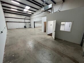 4305 FM 1187, Burleson, TX à louer Photo intérieure– Image 1 sur 9