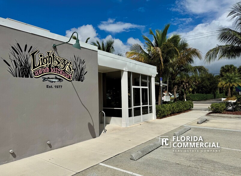 796 NE Dixie Hwy, Jensen Beach, FL à vendre - Photo de l’immeuble – Image 2 sur 23