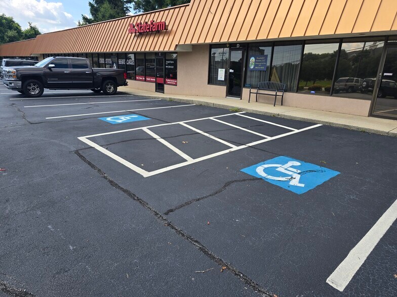 400 S Main St, Mauldin, SC à louer - Photo de l’immeuble – Image 3 sur 4