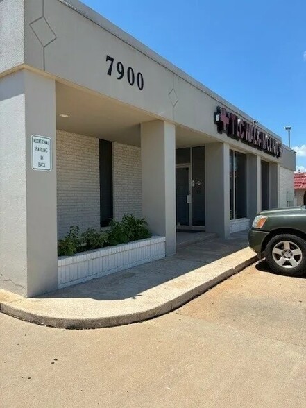7900 NW 23rd St, Bethany, OK à vendre - Photo de l’immeuble – Image 3 sur 10