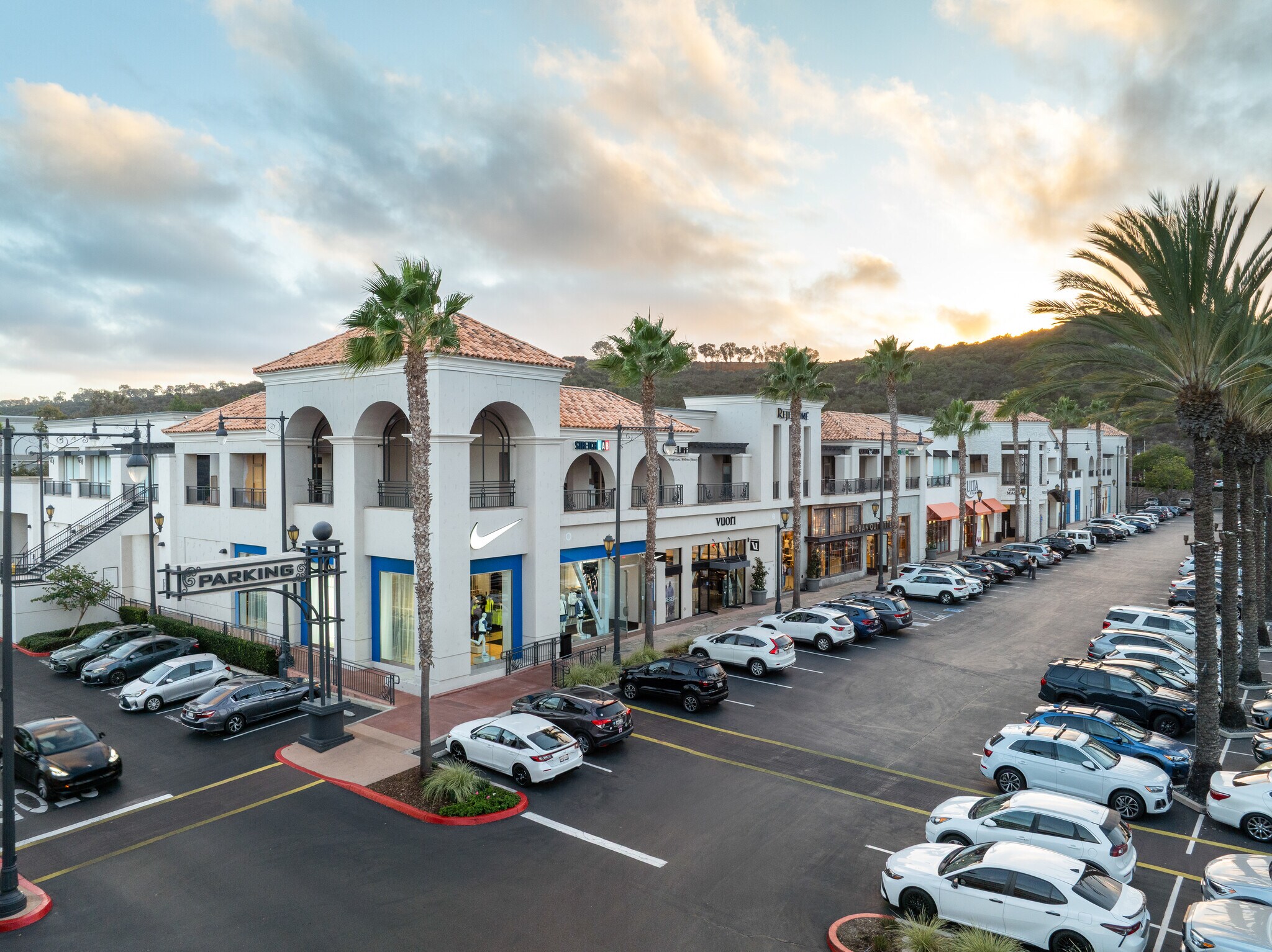1905 Calle Barcelona, Carlsbad, CA à louer Photo principale– Image 1 sur 13