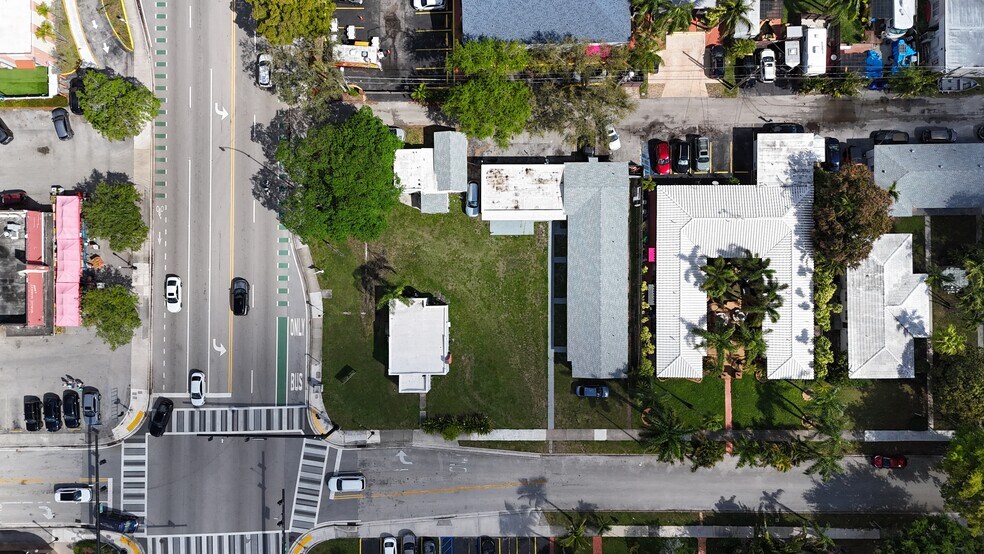 1751-1753 Wiley St, Hollywood, FL à vendre - Photo principale – Image 1 sur 25