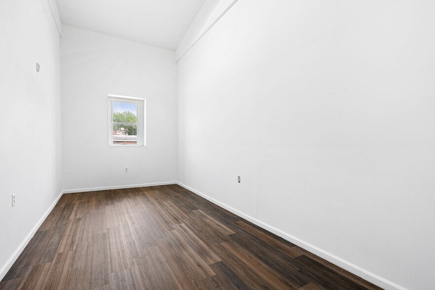 4301-4329 Paul St, Philadelphia, PA à louer - Photo de l’immeuble – Image 2 sur 8