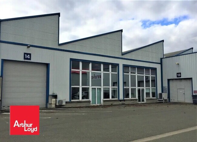 Plus de détails pour Industriel/Logistique à louer