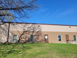 Plus de détails pour 7830 Main St NE, Fridley, MN - Local d'activités à louer