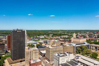 159 S Main St, Akron, OH - VUE AÉRIENNE  vue de carte - Image1