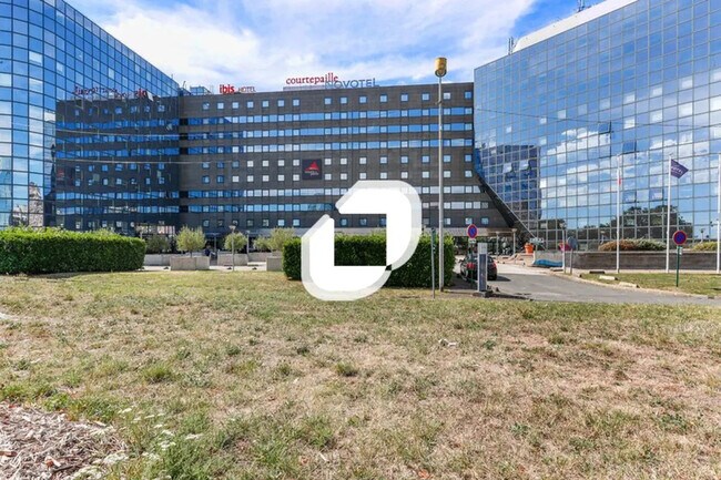 Plus de détails pour Allée Bienvenue, Noisy-le-Grand - Bureau à louer