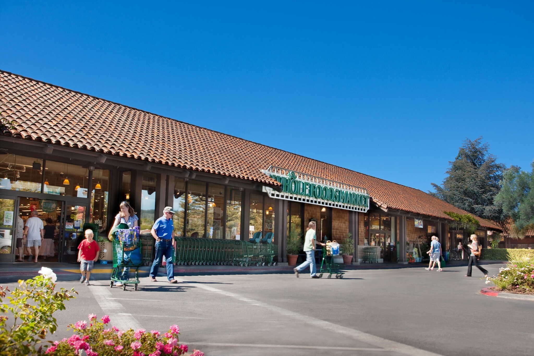 555 2nd St E, Sonoma, CA à louer Photo principale– Image 1 sur 6