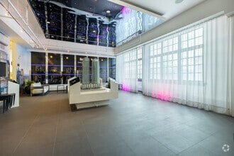 456 12th Ave SE, Calgary, AB à louer Photo intérieure– Image 2 sur 7