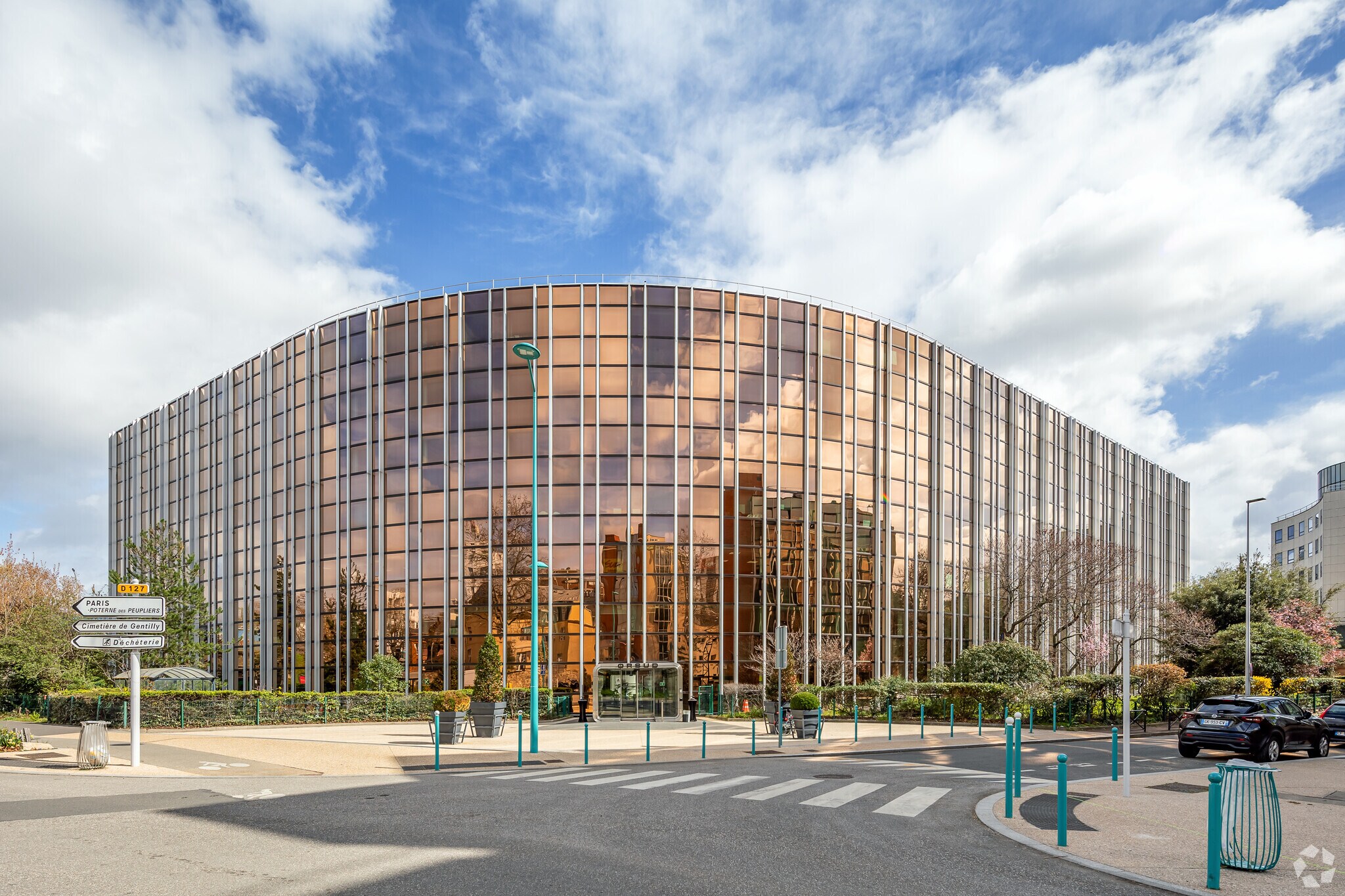 Bureau dans Gentilly à louer Photo principale– Image 1 sur 4