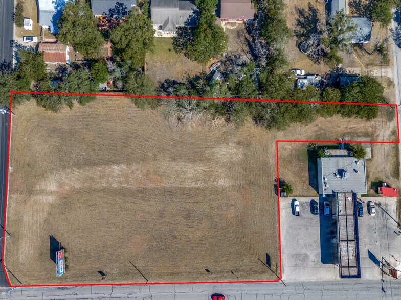 738-818 Kingsbury, Seguin, TX à vendre - Aérien – Image 3 sur 11