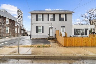 38 Bloomsbury Ave, Catonsville, MD à louer Photo de l’immeuble– Image 1 sur 27