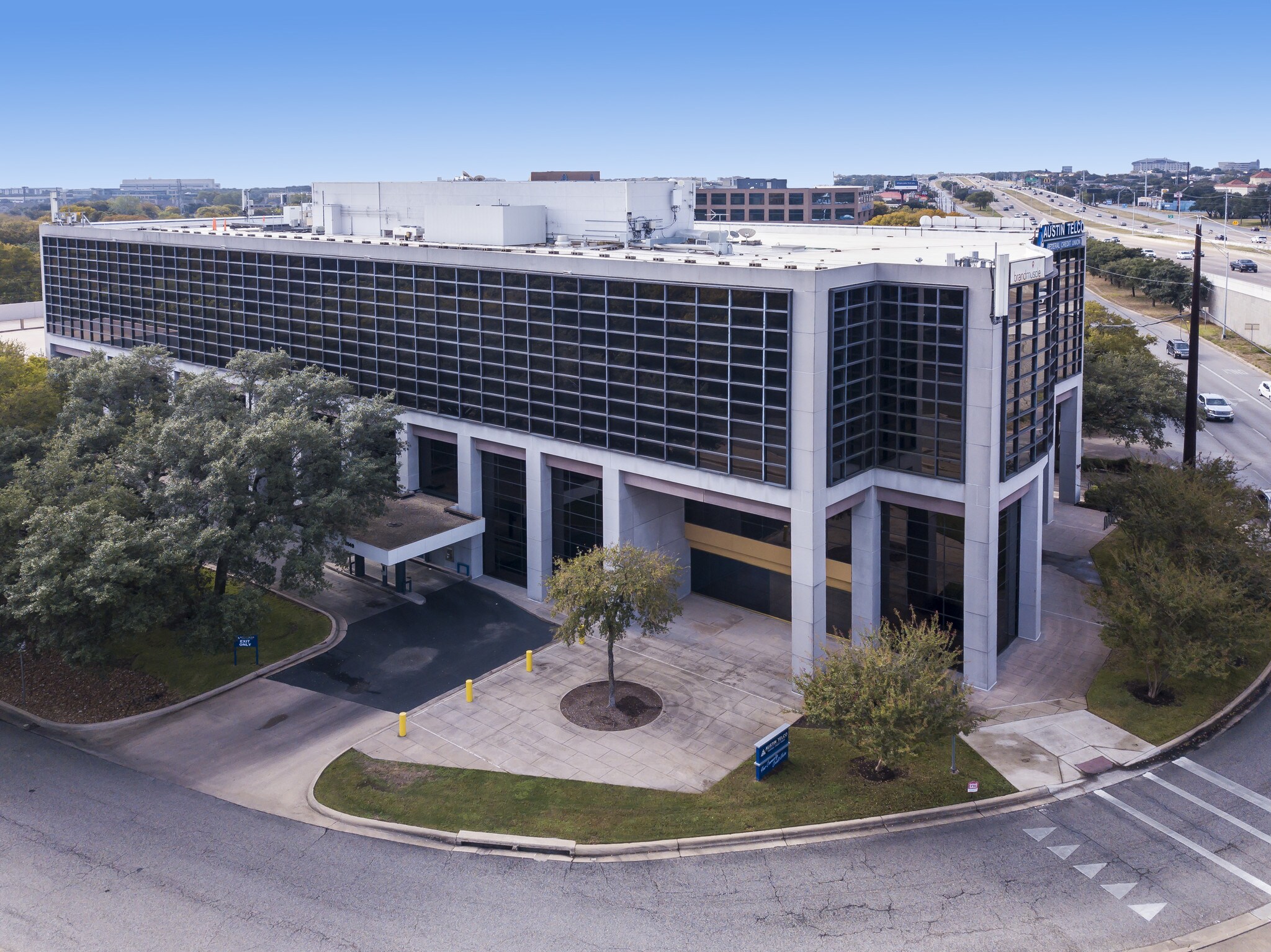 11149 Research Blvd, Austin, TX à louer Photo principale– Image 1 sur 16