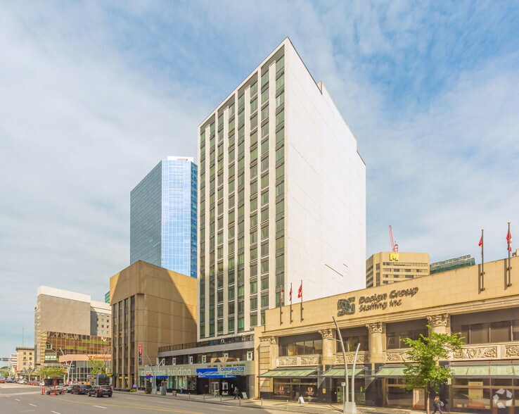 10020-10030 Jasper Ave NW, Edmonton, AB à vendre - Photo de l’immeuble – Image 2 sur 5