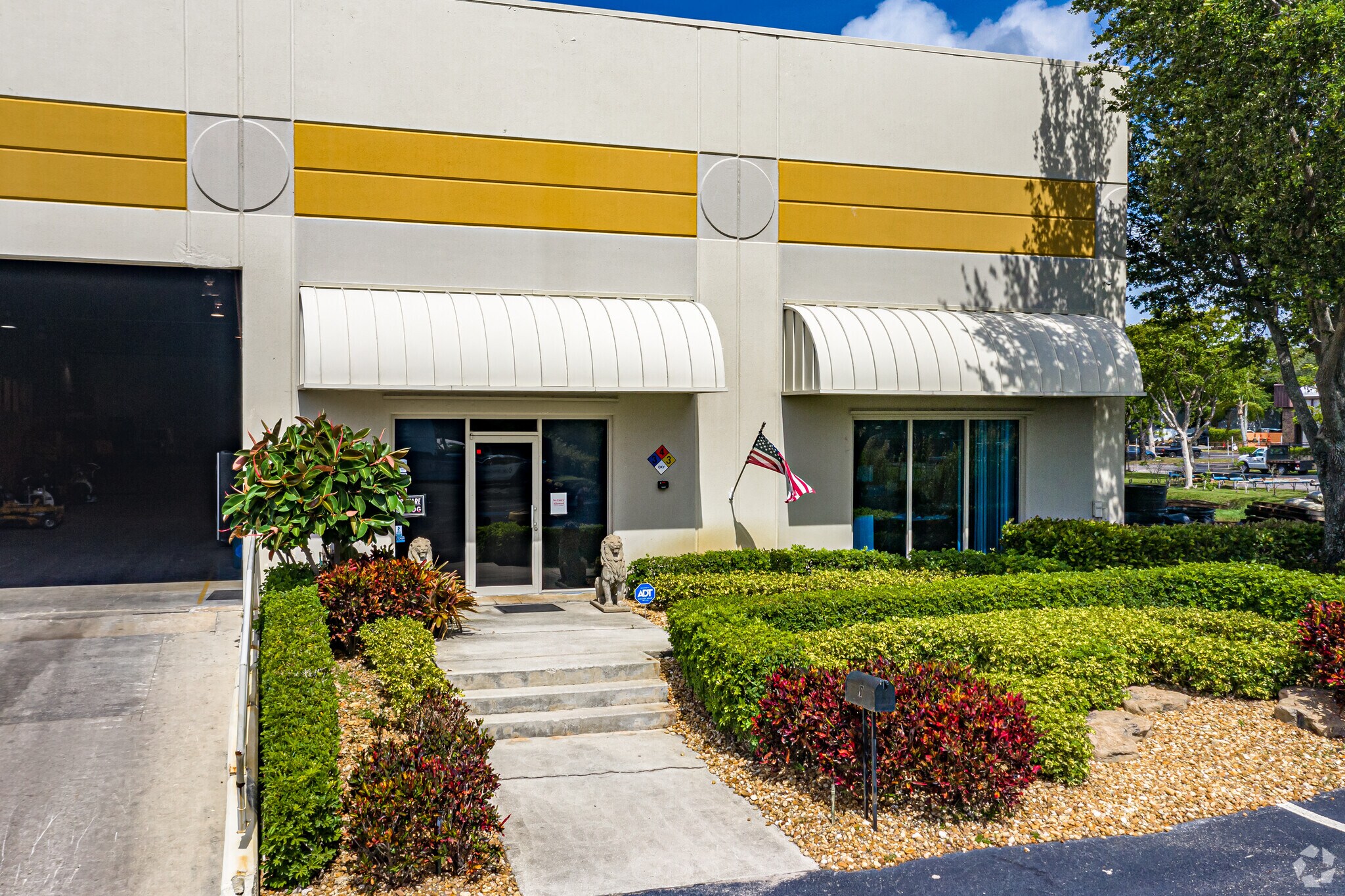 2025 NW 15th Ave, Pompano Beach, FL à louer Photo principale– Image 1 sur 7