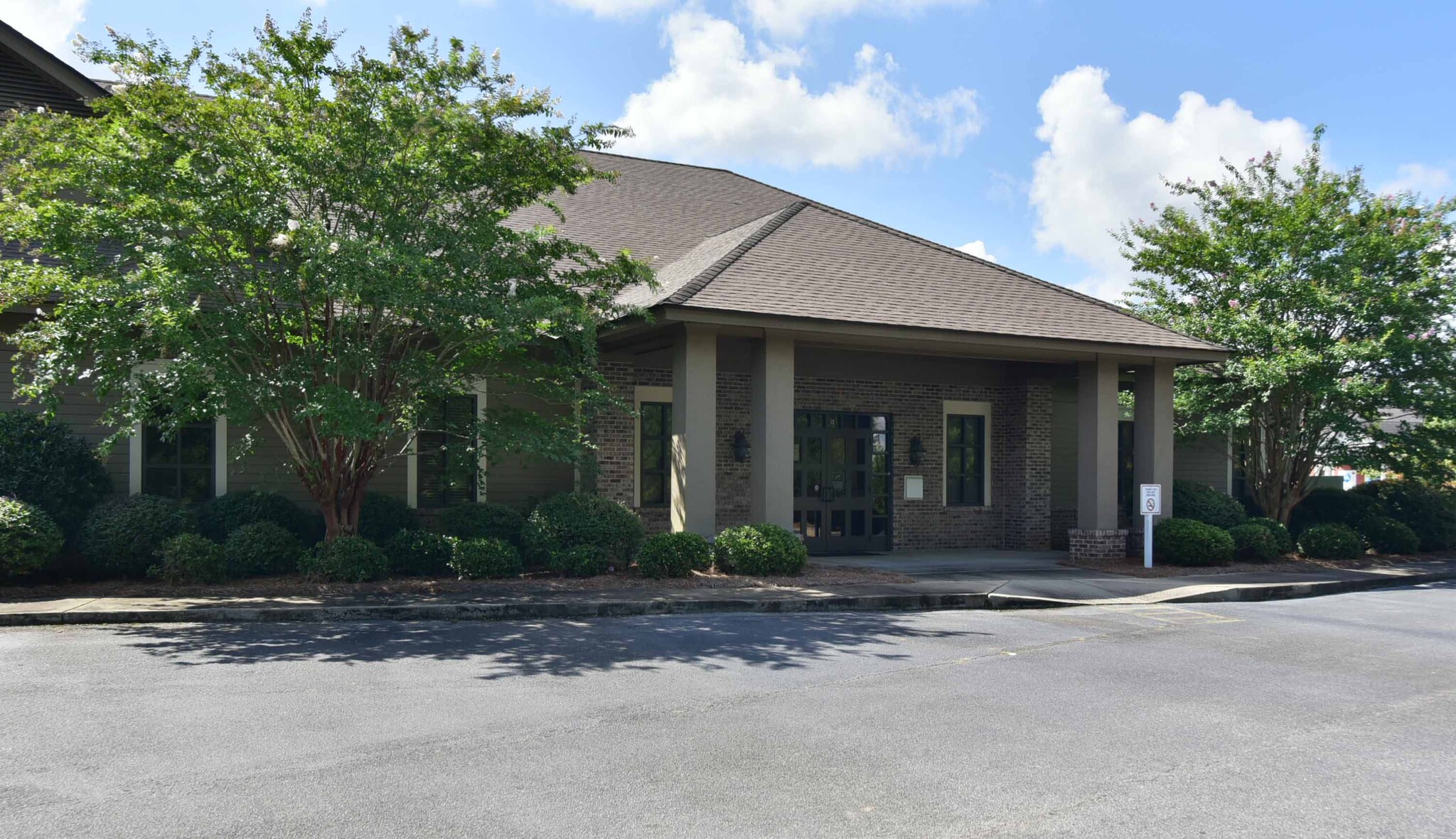 2810 Meredyth Dr, Albany, GA à louer Photo de l’immeuble– Image 1 sur 40
