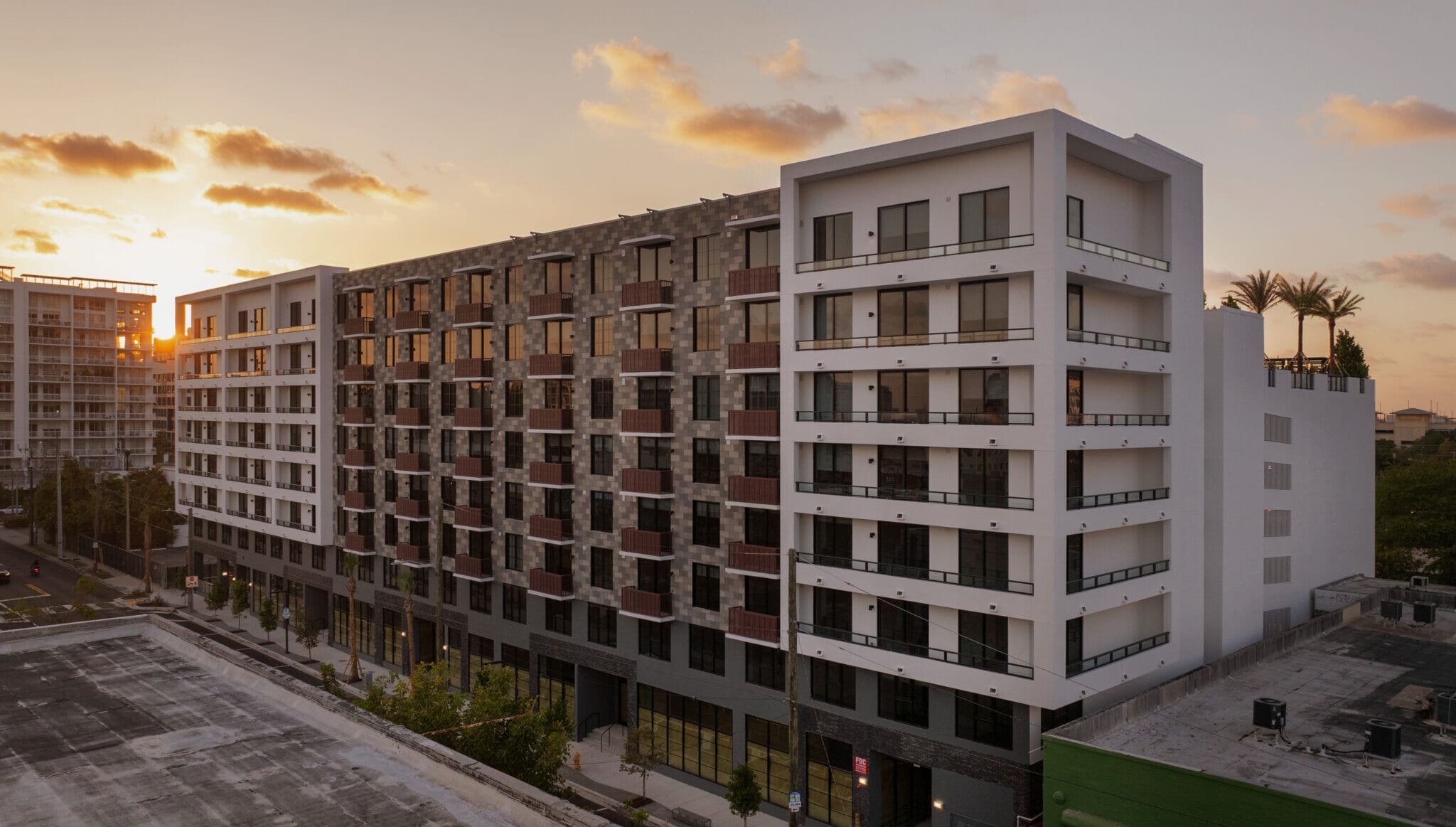 45 NE 27th St, Miami, FL à louer Photo principale– Image 1 sur 9