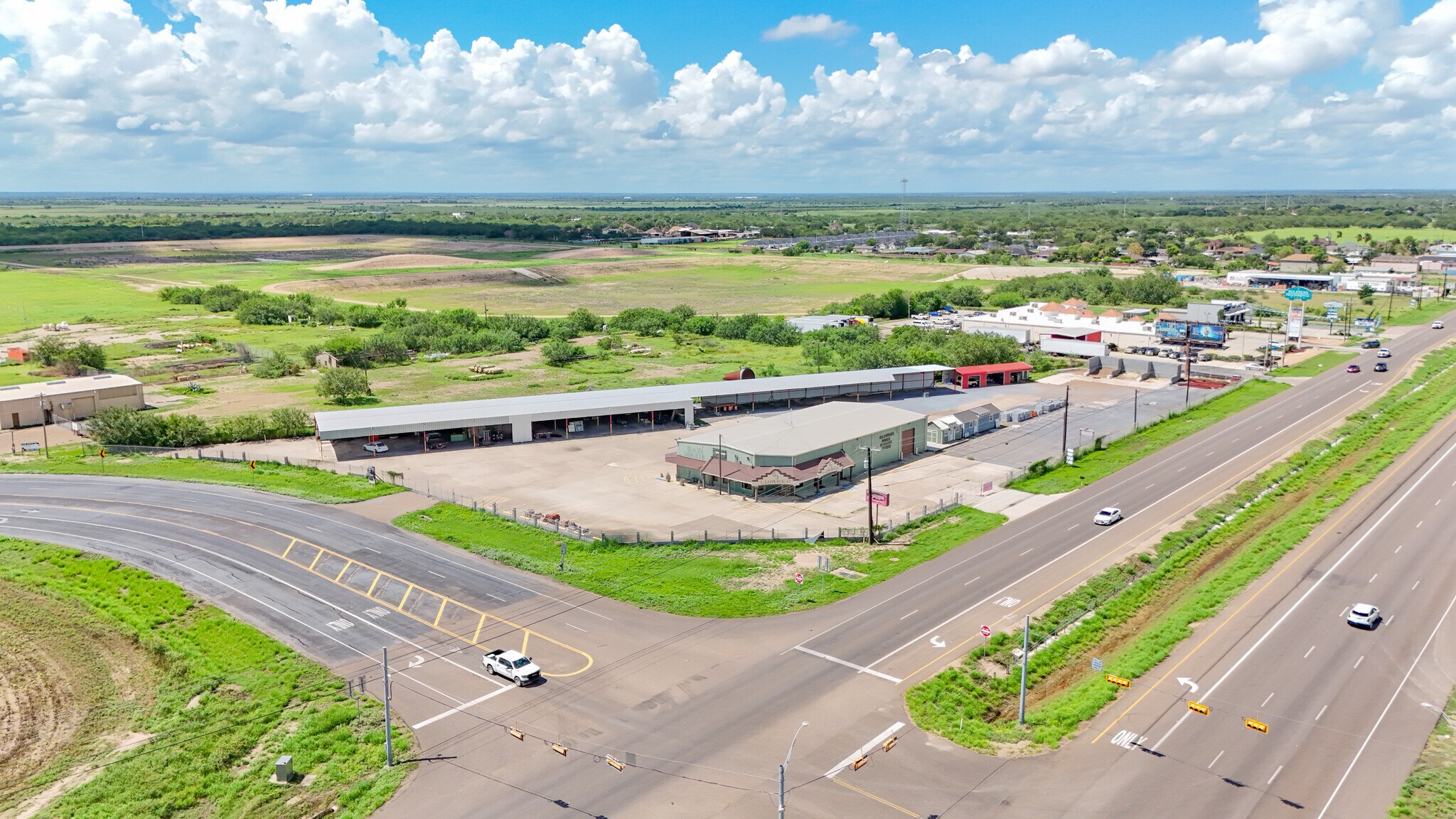 2400 Expressway 83, Penitas, TX à vendre Photo principale– Image 1 sur 16