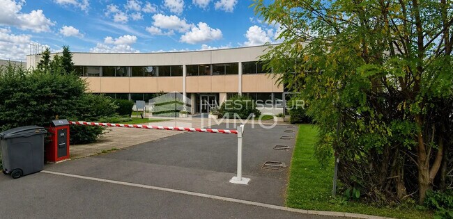 Plus de détails pour Bureau à vendre