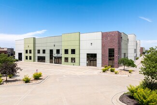 Plus de détails pour 2620 NE McBaine Dr, Lees Summit, MO - Industriel/Logistique à louer