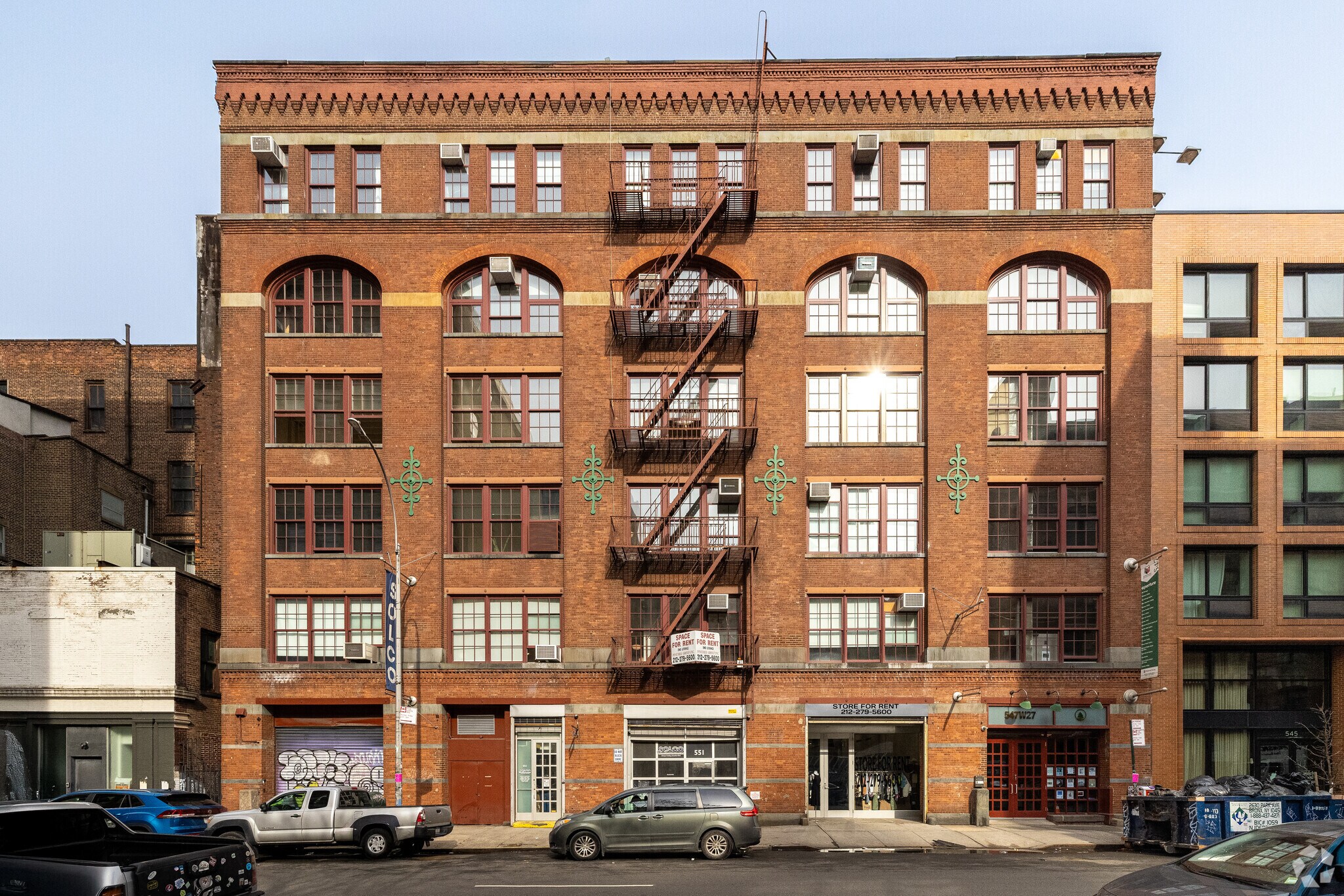 548 & 554 W 28th Street portefeuille de 2 biens à vendre sur LoopNet.fr Photo principale– Image 1 sur 3