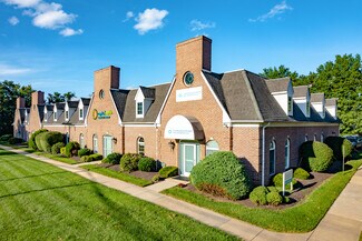 Plus de détails pour 540 N Woodbourne Rd, Langhorne, PA - Bureau à vendre