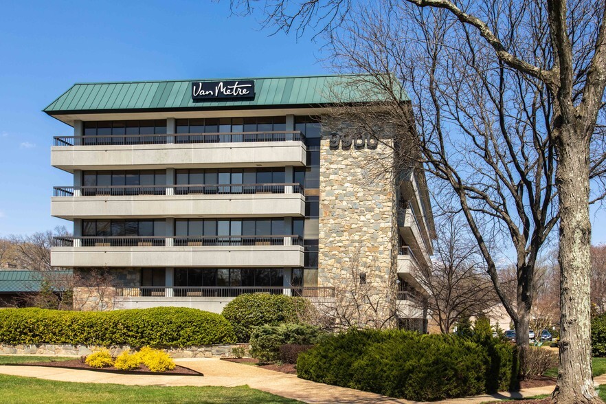 9900 Main St, Fairfax, VA à louer - Photo principale – Image 1 sur 9