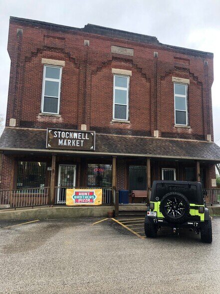 6943 Monroe, Stockwell, IN à vendre - Photo principale – Image 2 sur 15