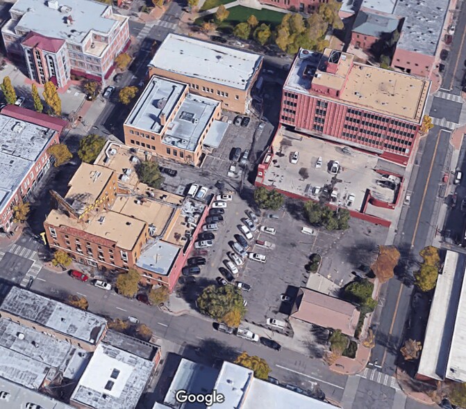 121 E birch Ave, Flagstaff, AZ à louer - Photo de l’immeuble – Image 2 sur 6