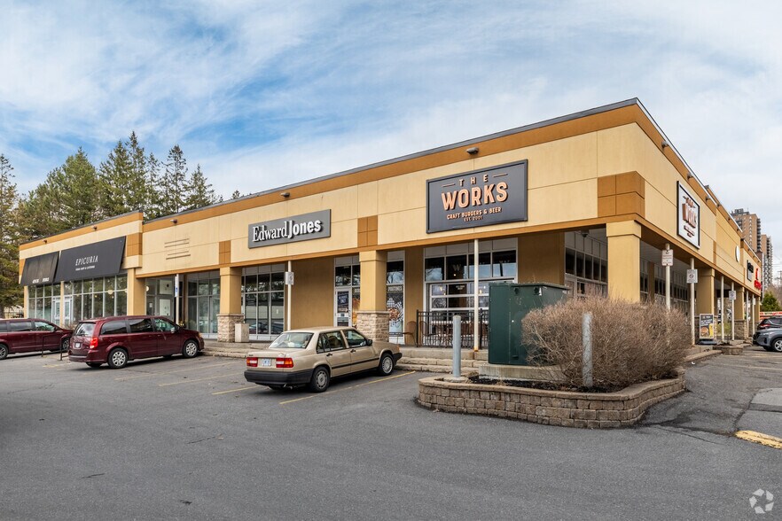 347-375 St. Laurent Blvd, Ottawa, ON à louer - Photo principale – Image 1 sur 4