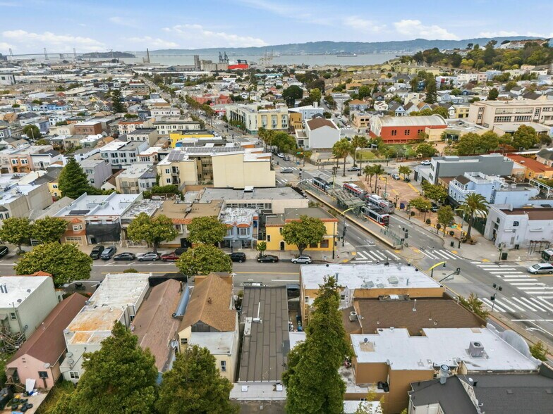 1609-1611 Palou ave, San Francisco, CA à vendre - Photo de l’immeuble – Image 1 sur 35