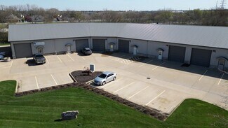 Plus de détails pour 2702 Hundman, Champaign, IL - Industriel/Logistique à vendre