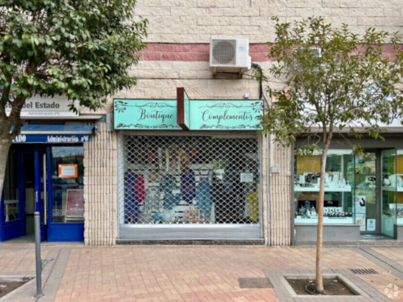 Local commercial dans Colmenar Viejo, Madrid à vendre Photo intérieure– Image 1 sur 2