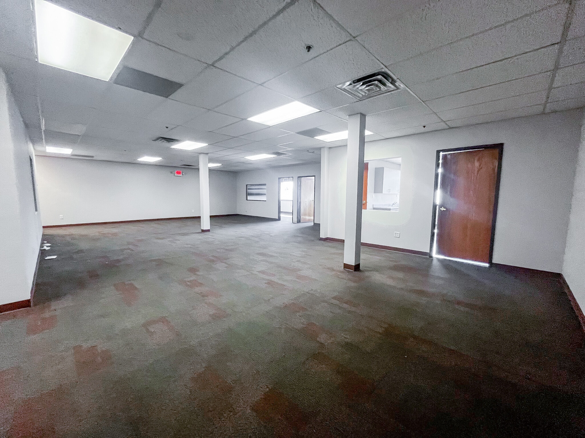 2755-2795 E Desert Inn Rd, Las Vegas, NV à louer Photo intérieure– Image 1 sur 8