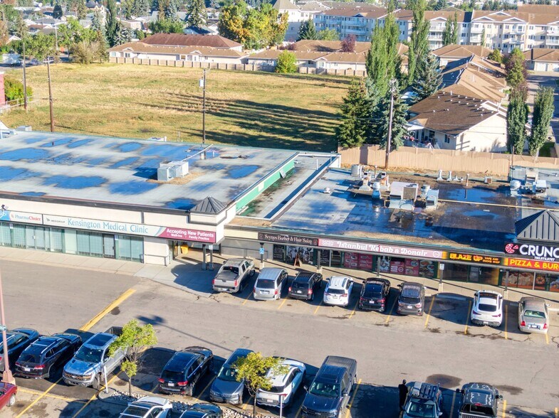 12522-12620 132nd Ave NW, Edmonton, AB à louer - Photo de l’immeuble – Image 2 sur 17