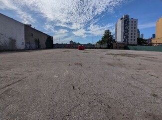 Plus de détails pour 38-42 12th St, Long Island City, NY - Terrain à louer