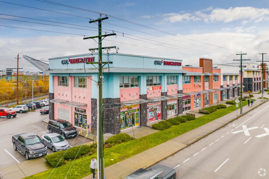 8078 128th St, Surrey, BC à louer - Photo de l’immeuble – Image 3 sur 4