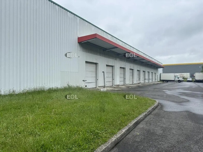 Industriel/Logistique dans Mitry-Mory à louer - Photo de l’immeuble – Image 1 sur 5