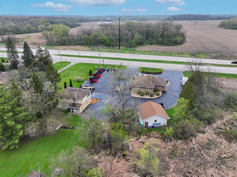 26001 75th St, Salem, WI à vendre - Photo de l’immeuble – Image 1 sur 34