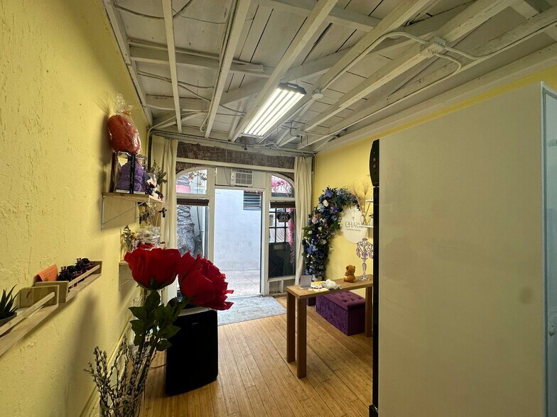 6727-6733 Hollywood Blvd, Los Angeles, CA à louer - Photo de l’immeuble – Image 3 sur 8