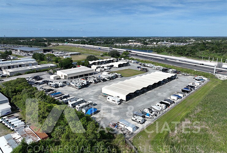 471 LF Roper Pky, Ocoee, FL à louer - Photo de l’immeuble – Image 2 sur 3