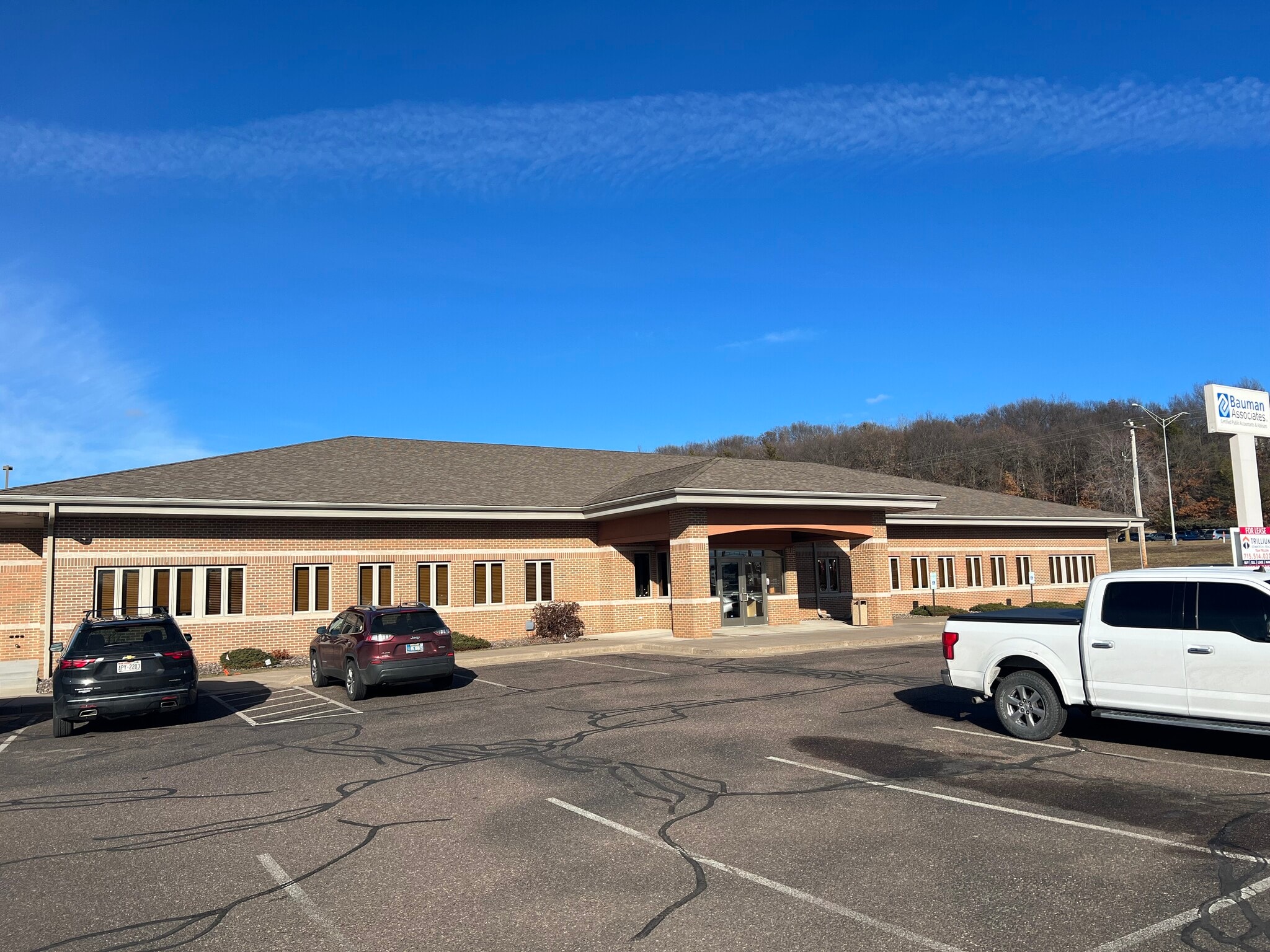 4229 Southtowne Dr, Eau Claire, WI à louer Photo de l’immeuble– Image 1 sur 7