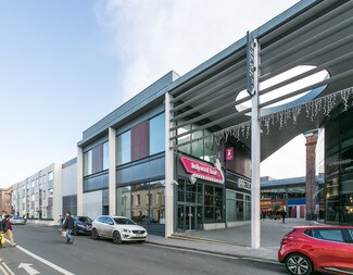 Plus de détails pour Henrietta St, Cheltenham - Local commercial à louer