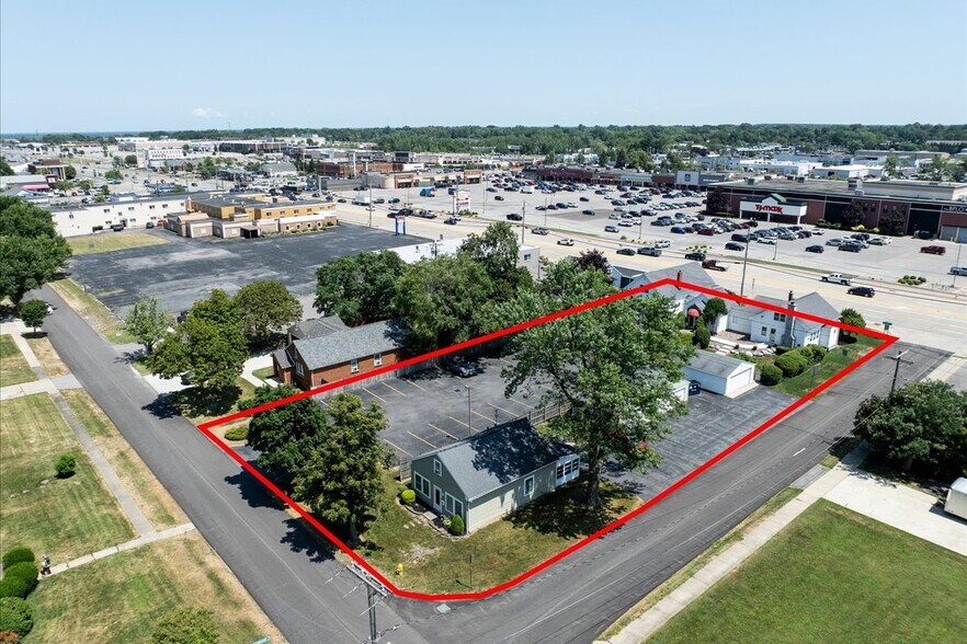 7158 Transit Rd, Buffalo, NY à vendre - Photo de l’immeuble – Image 2 sur 39
