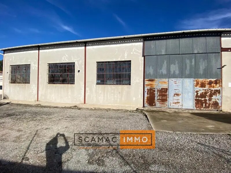 Industriel/Logistique dans Gardanne à louer Photo de l’immeuble– Image 1 sur 5