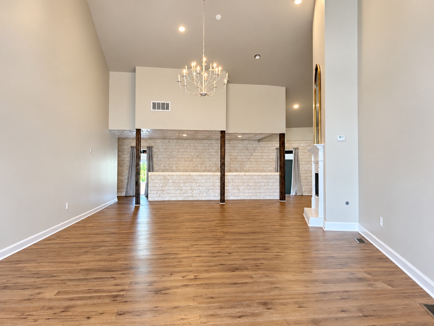 3111-3131 Robbins Rd, Springfield, IL à louer Photo intérieure– Image 1 sur 14